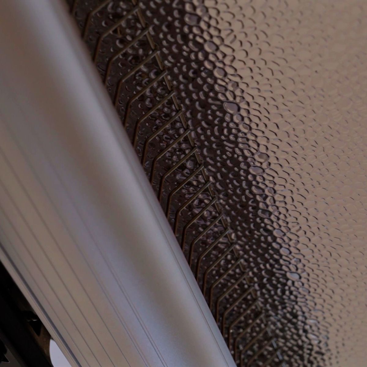 Stufa a infrarossi da terra 2000 W inox / alluminio – foto ambientata